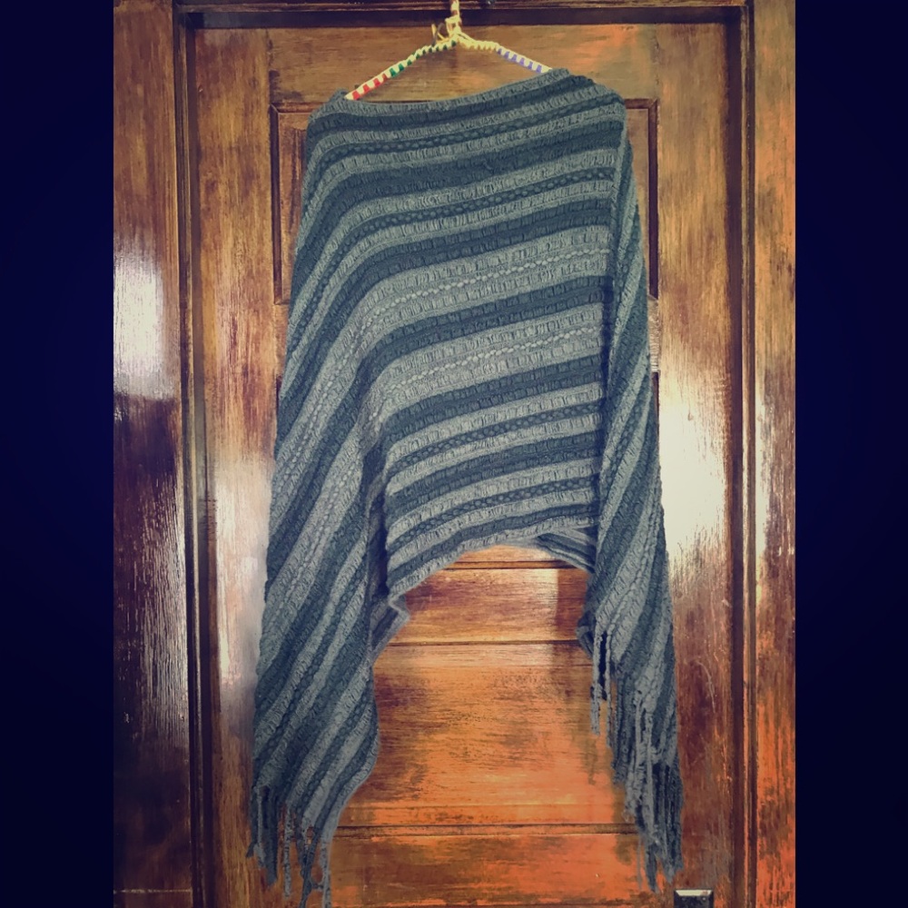 Handmade shawl, lightweight charcoal grey